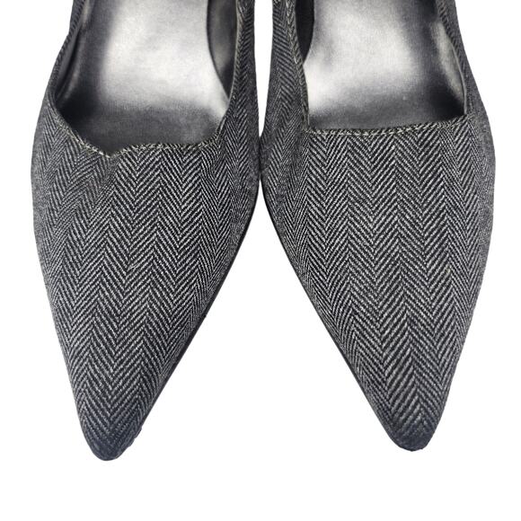Gray Pointed Toe Heels Womens 6.5 Kitten Slip Ons Dressy Boss Lady Office Siren - Picture 4 of 11